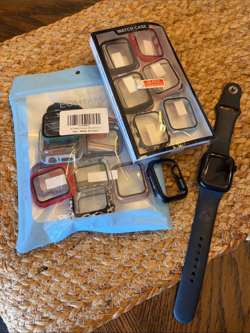 Apple Watch Color Frame Kit - Black, Red, Teal, Leopard - Picture 1 of 2